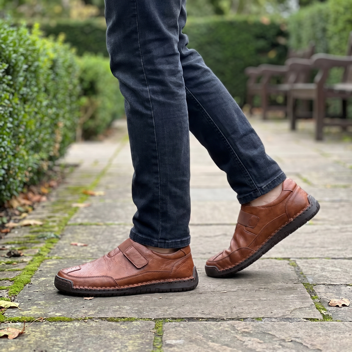 HUXFORD ALL-WEATHER WALKING SHOES