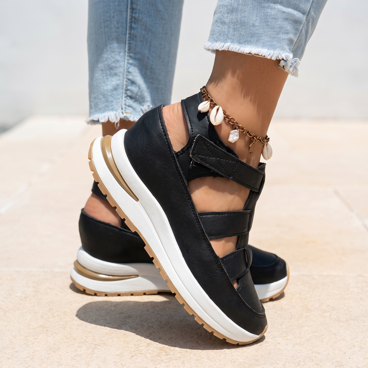LARKBOURNE CUSHIONED SUMMER SANDALS