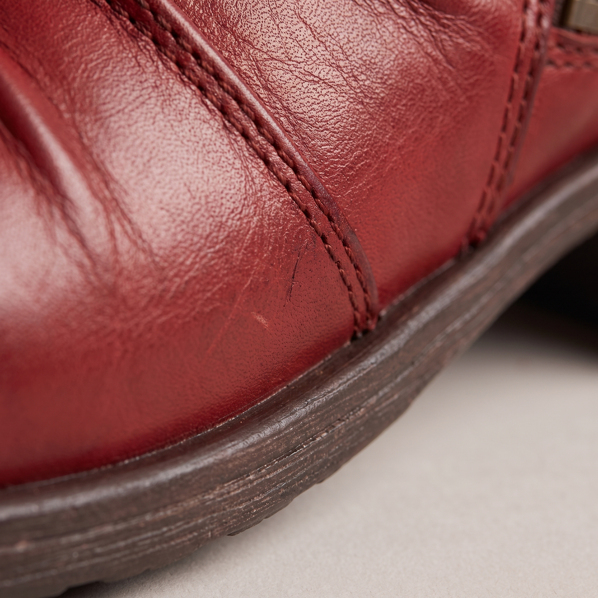 MARLOWE LEATHER CHELSEA BOOTS