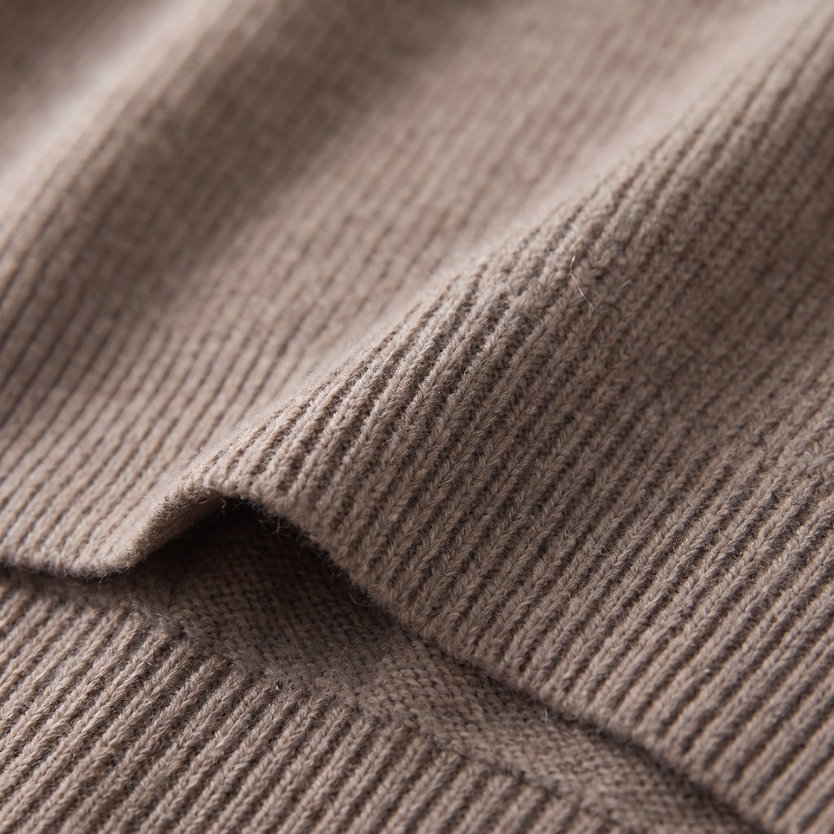 CAMILLE COZY V-NECK KNIT