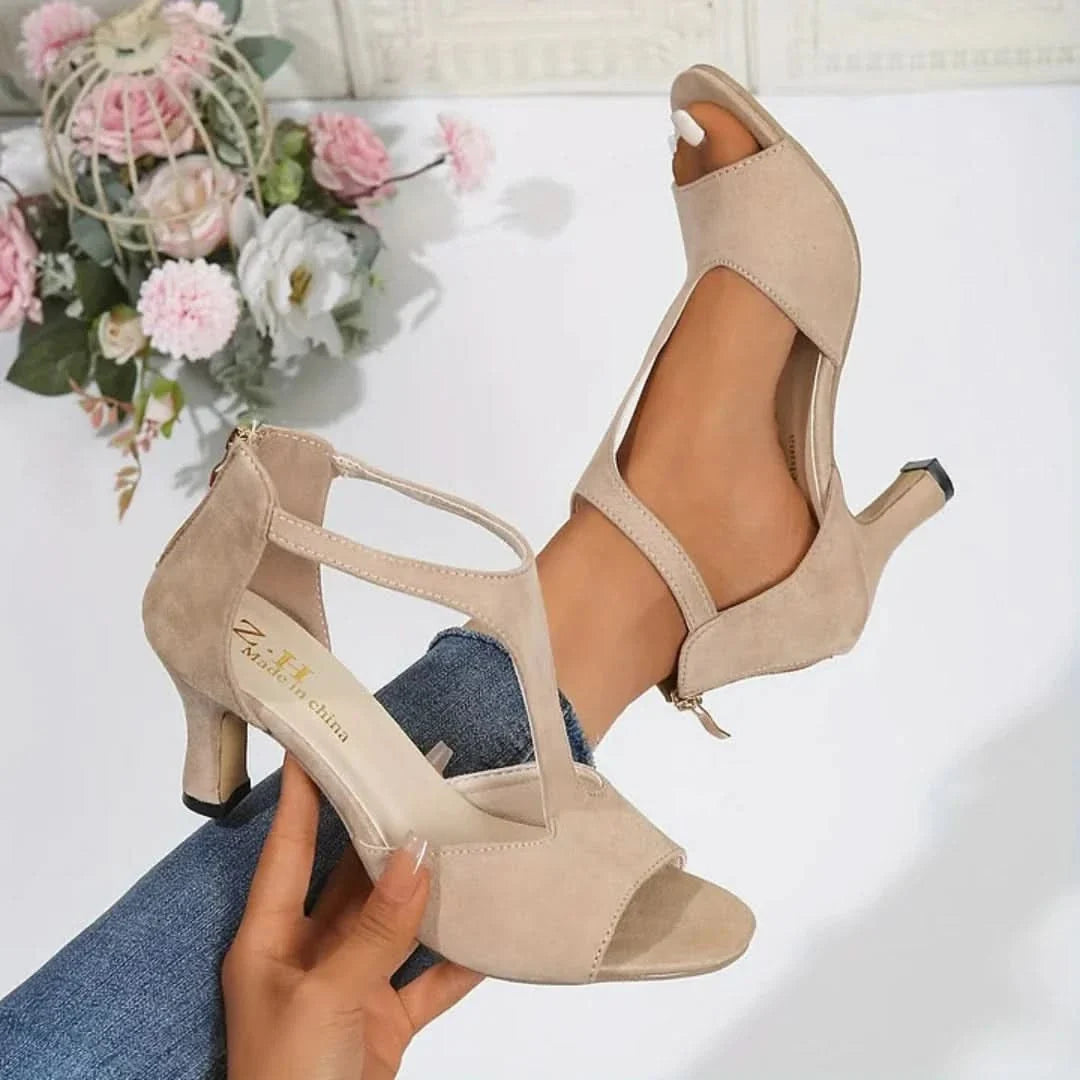CLASSIC SUEDE HEELS