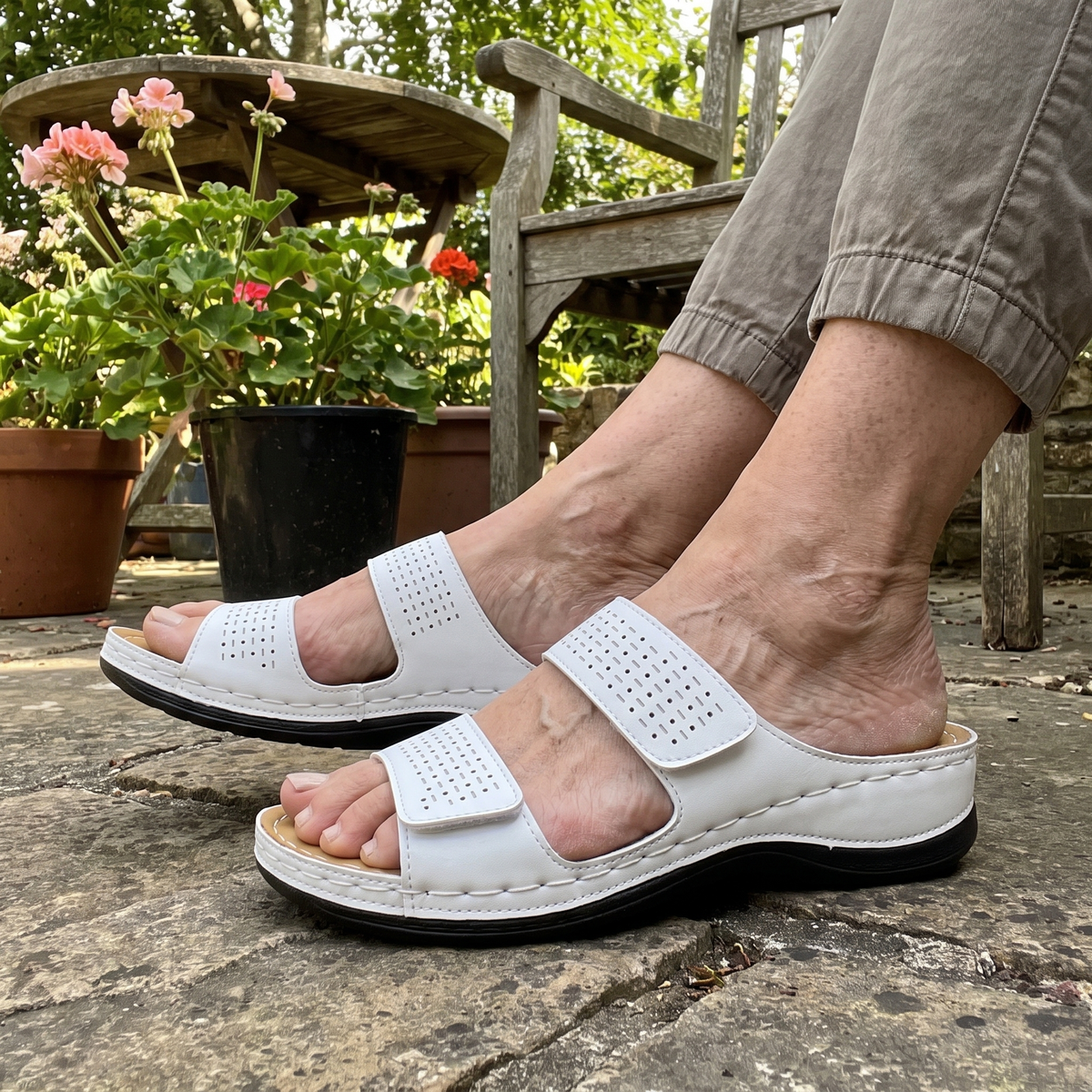 MELROSE SOFT-STEP SANDALS