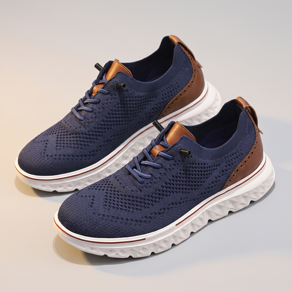 NORBURY CUSHIONED WALKING SHOES