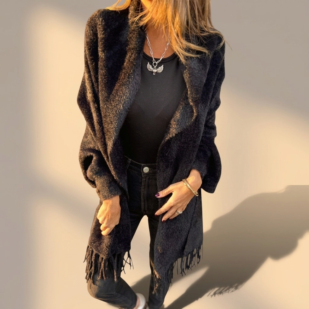 FERNLEIGH KNITTED FRINGE WRAP