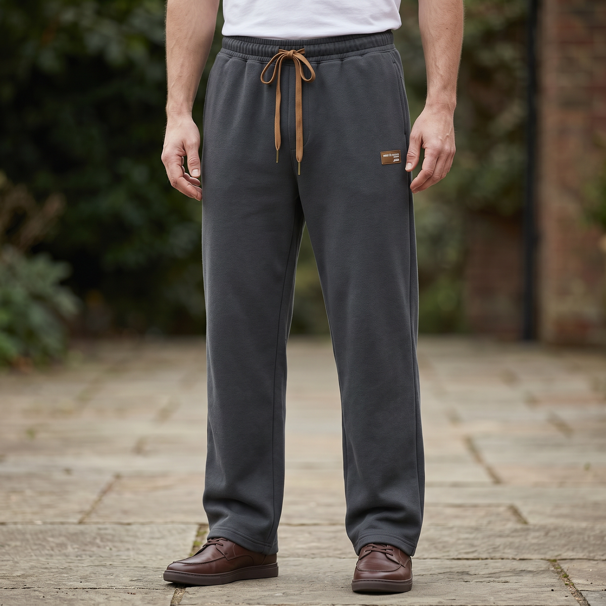 GRANTHAM RELAXED-FIT CASUAL TROUSERS