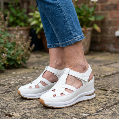 LARKBOURNE CUSHIONED SUMMER SANDALS