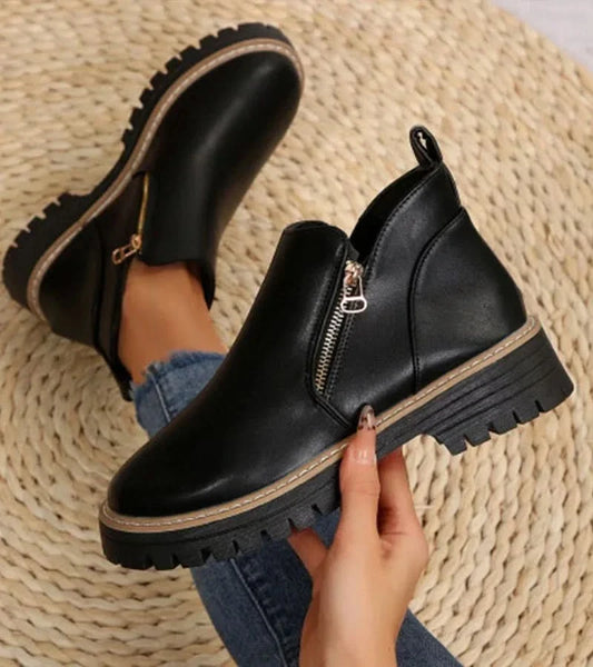 SABRINA EVERYDAY ANKLE BOOTS