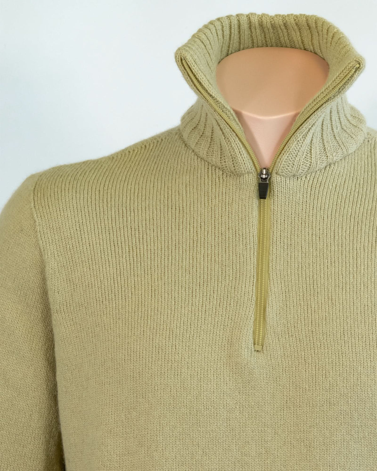 CLASSIC WOOL PULLOVER
