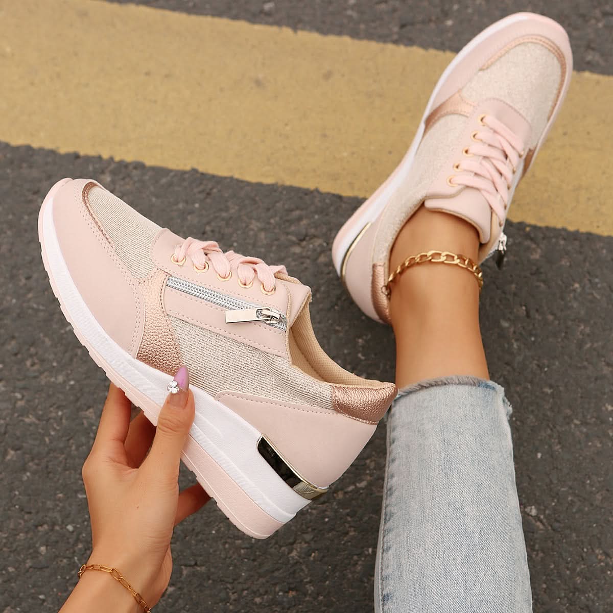 AMELIA COMFORT STEP TRAINERS