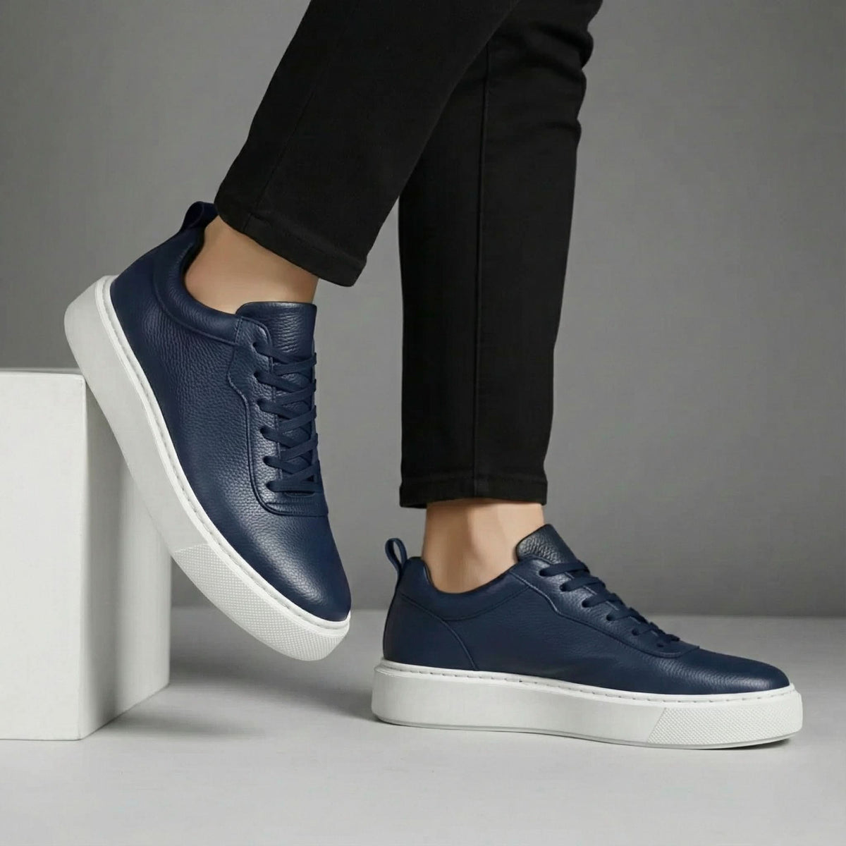 BROMLEY GRAINED LEATHER TRAINERS