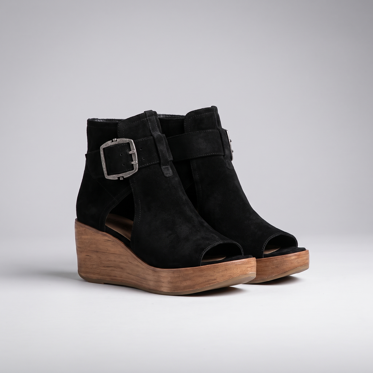 BELLWICK SUMMER WEDGE BOOTS