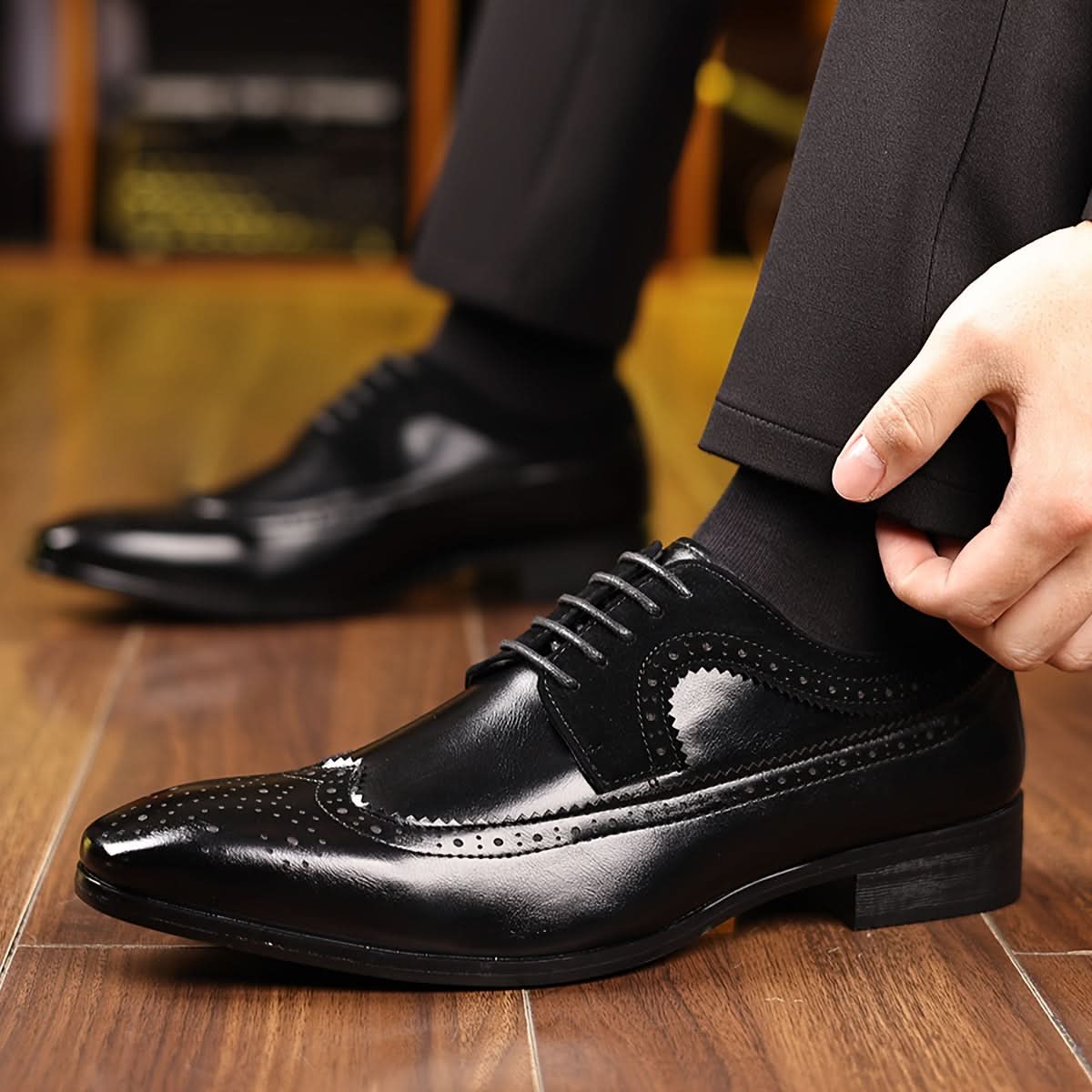 RAVELLO OXFORD BROGUE DRESS SHOES