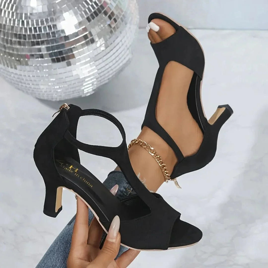 CLASSIC SUEDE HEELS