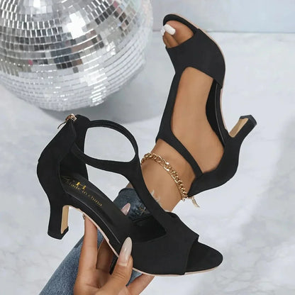 CLASSIC SUEDE HEELS