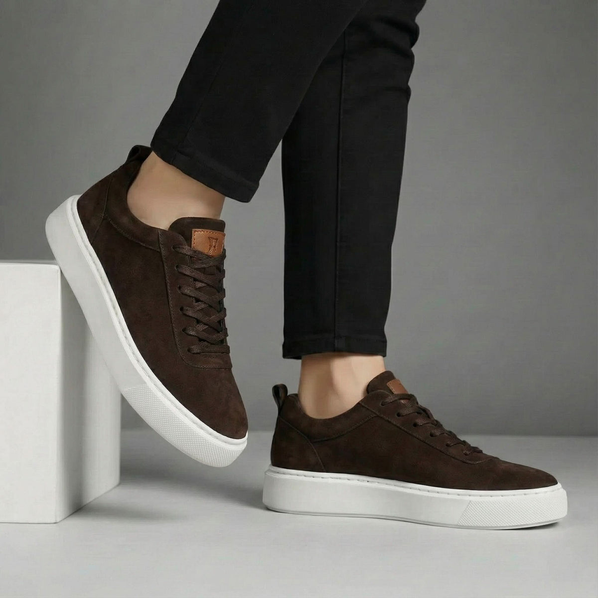 HARRINGTON SUEDE COMFORT TRAINERS
