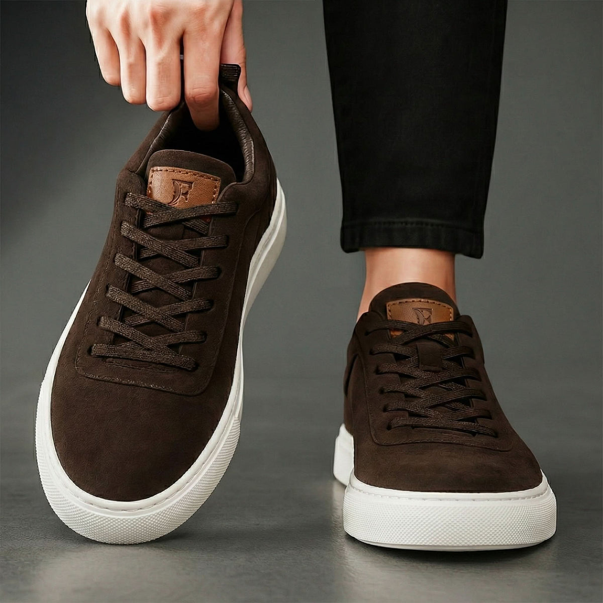 HARRINGTON SUEDE COMFORT TRAINERS