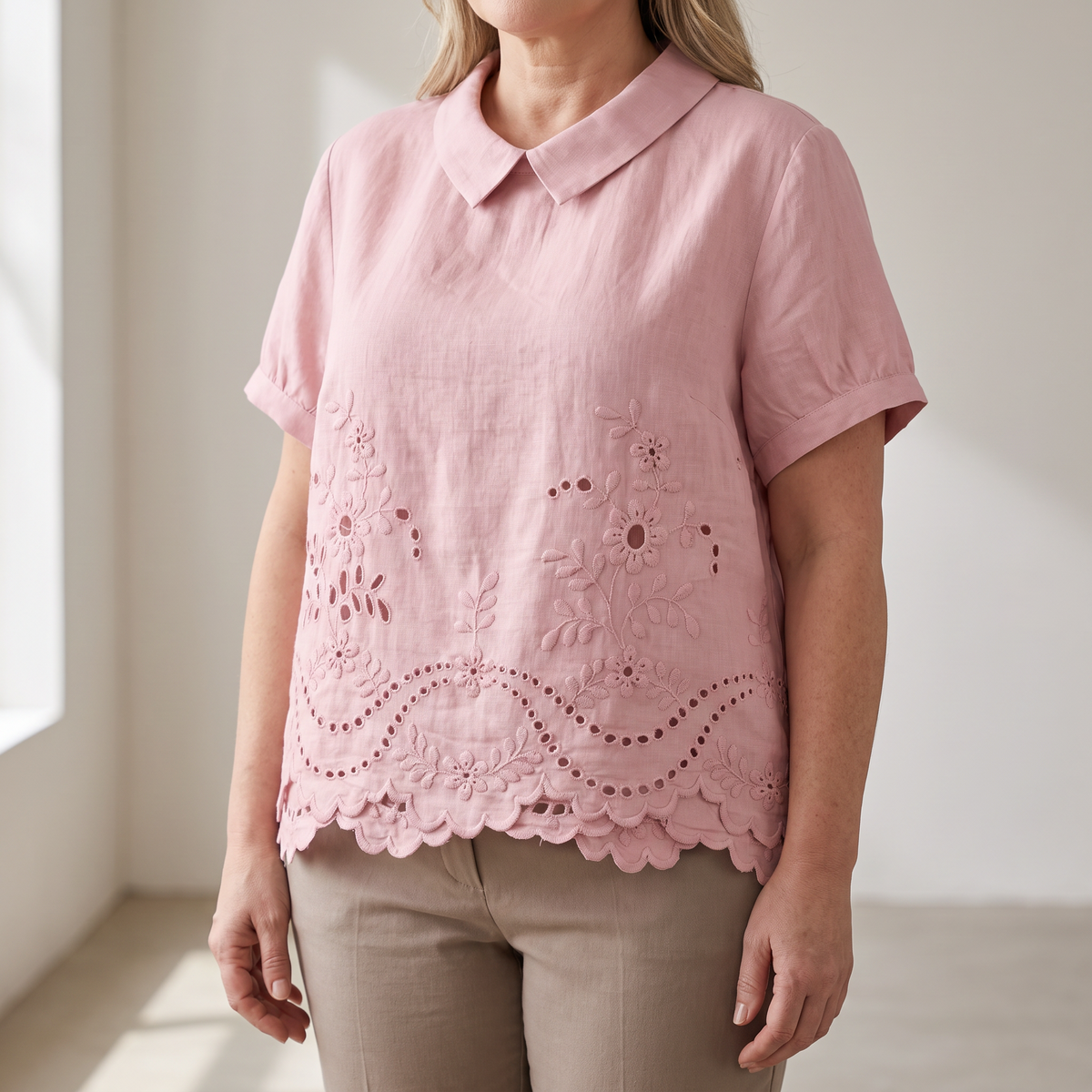 LILY BLOOM EMBROIDERED TOP