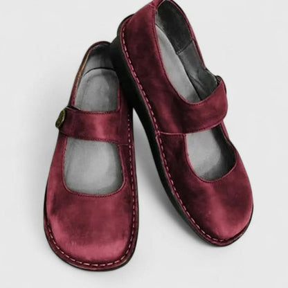 SIGNATURE FLAT SHOES