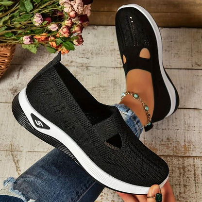 LENA GRACE SNEAKERS