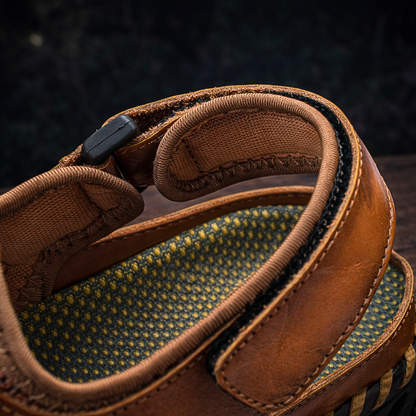 HENRY TRAIL SANDALS