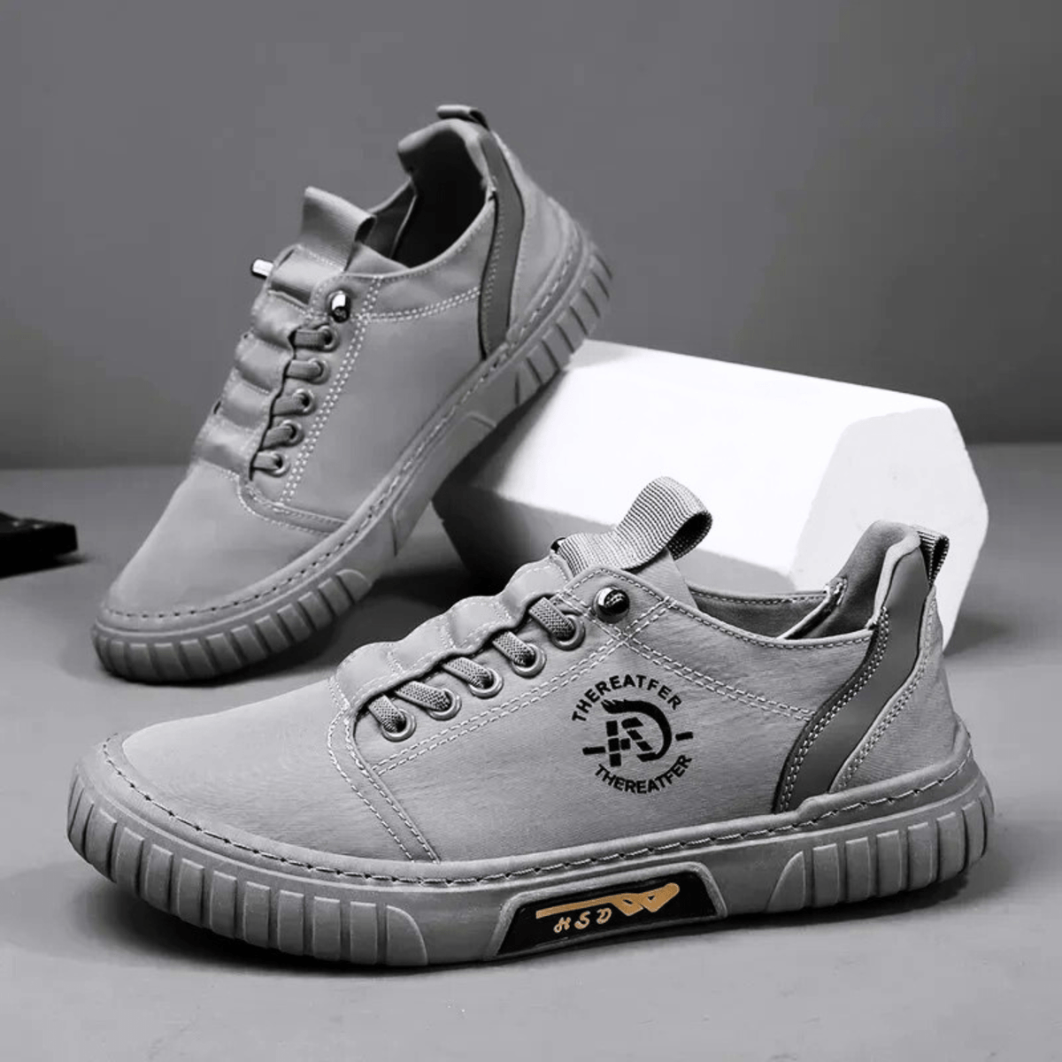 HALDEN MODERN STREET TRAINERS